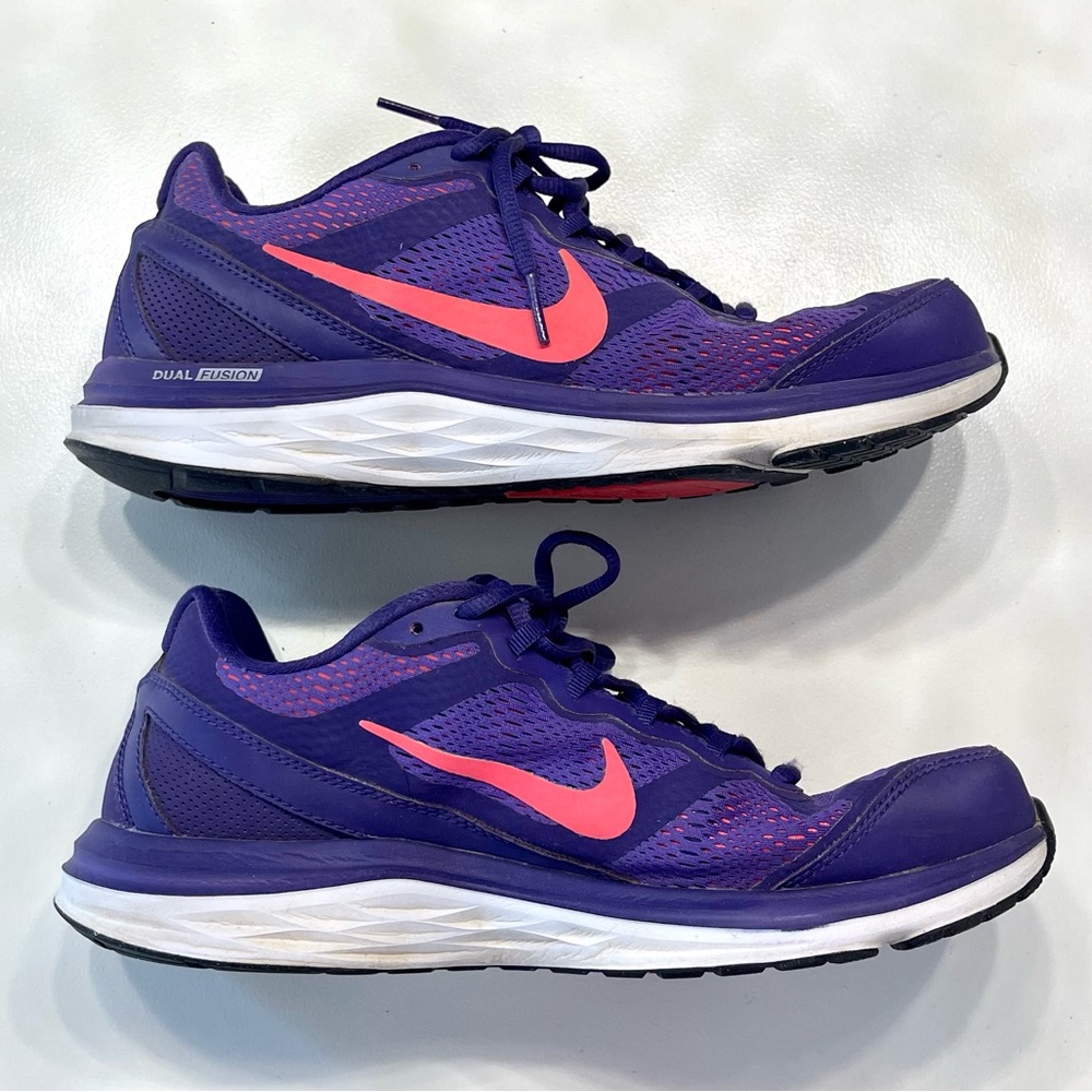 Nike Sneakers Size 9.5 Purple & Pink Running Shoes Sports Women’s